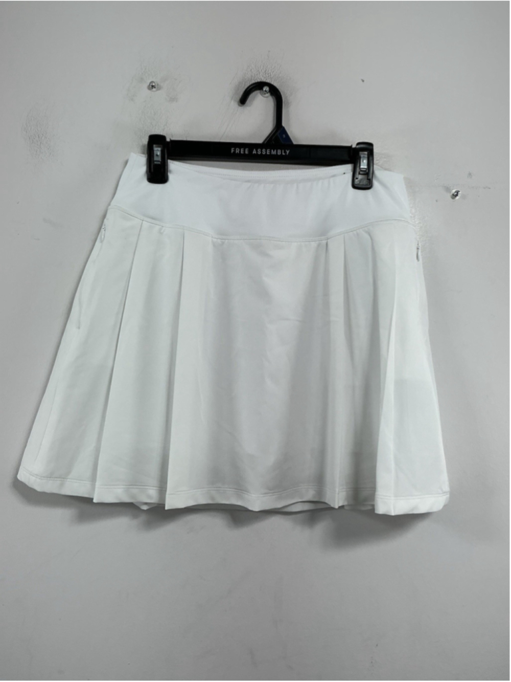 Womans Excellent Condition Tek Gear Pull On Pleated Skorts Large White